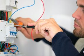 Circuite electrice suplimentare pentru masina de spalat si aer conditionat